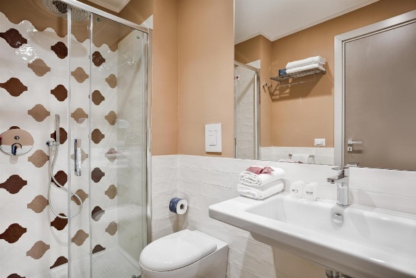 Reginella Suites image 7